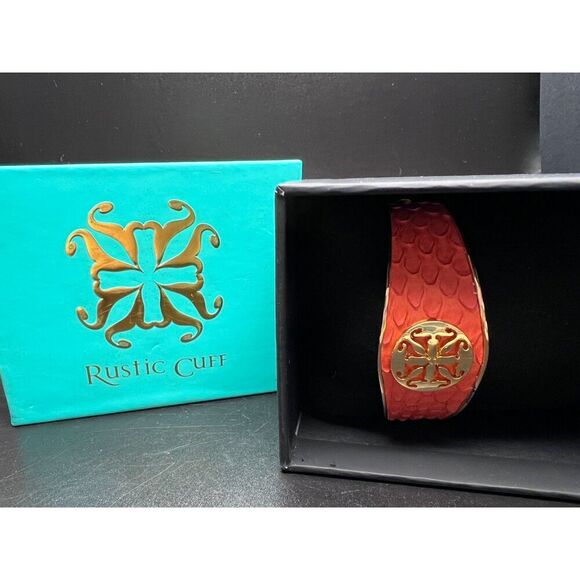 Rustic Cuff Snake Cuff - Picture 5 of 6